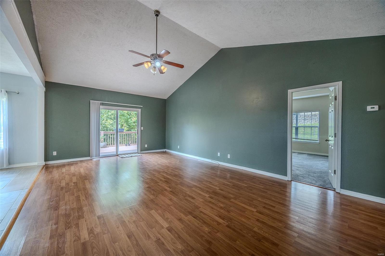 112 Birchtree Circle St. Robert, MO 65584 - Photo 9 of 53