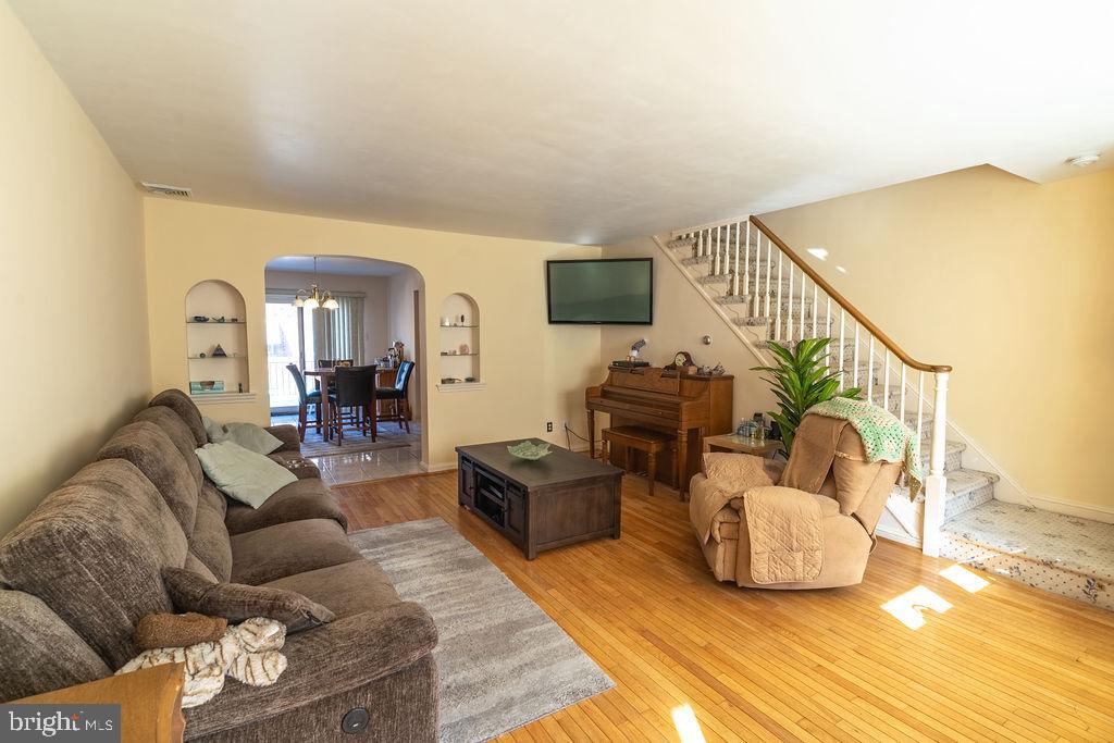 739 Fairfax Road Drexel Hill, PA 19026 - Photo 4 of 18 a living room with furniture and a flat screen tv