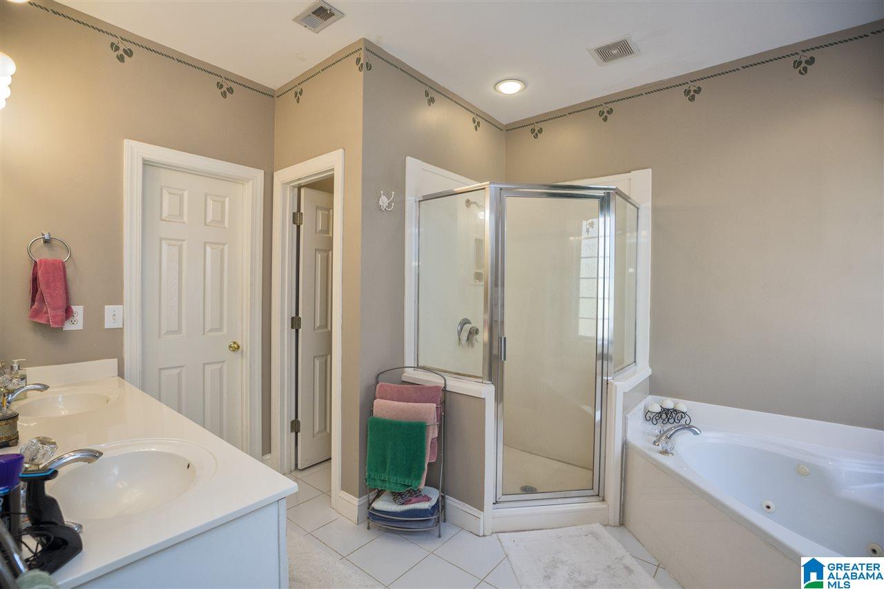 244 Arbor Court Sterrett, AL 35147 - Photo 9 of 28