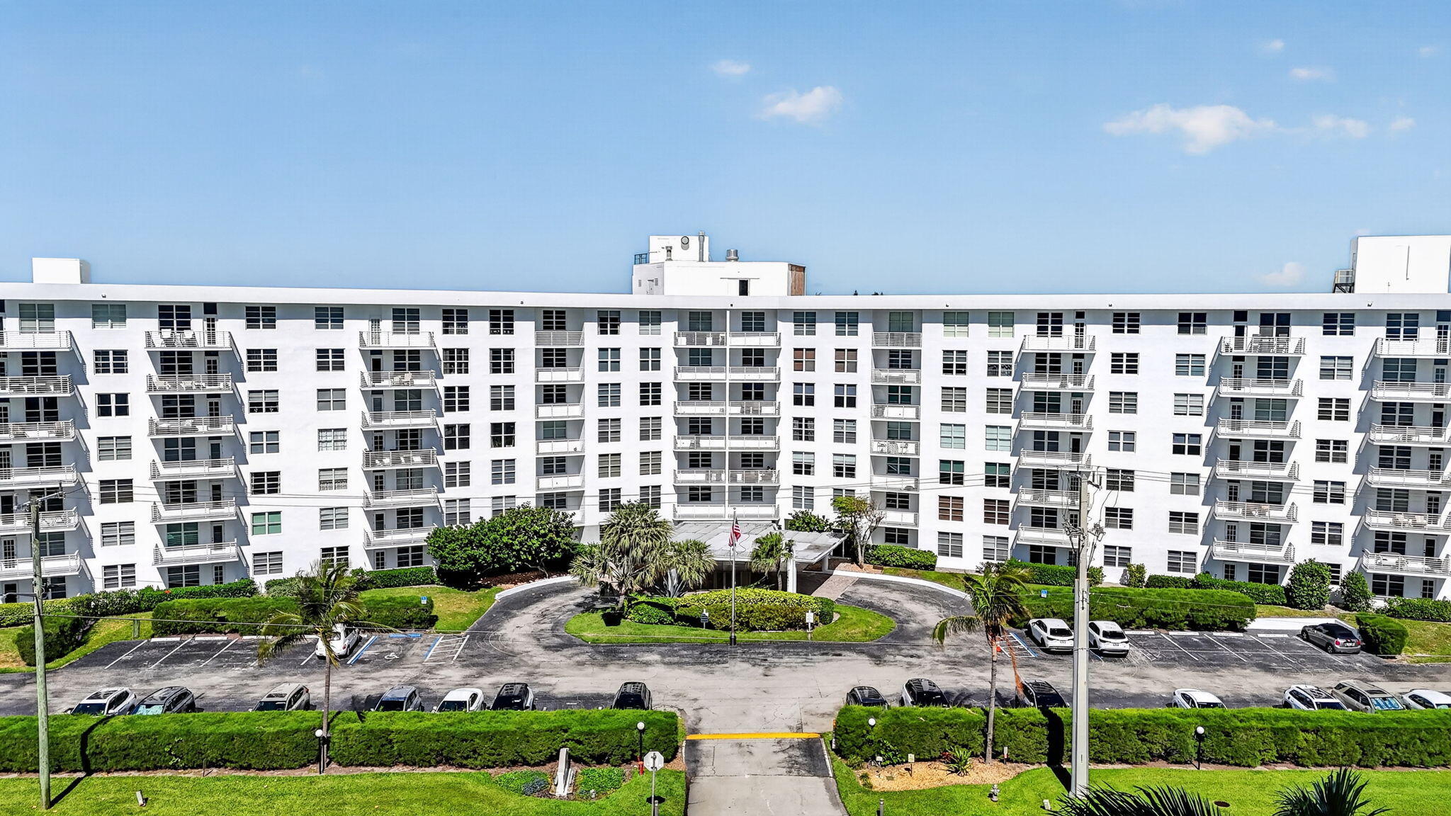 2851 South Ocean Boulevard, Unit T2 Boca Raton, FL 33432 - Photo 28 of 49 27-web-or-mls-DJI_20260507222110_0292_D_