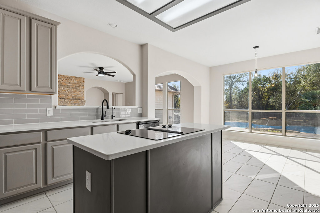 9618 Rosemont Way Helotes, TX 78023 - Photo 14 of 59