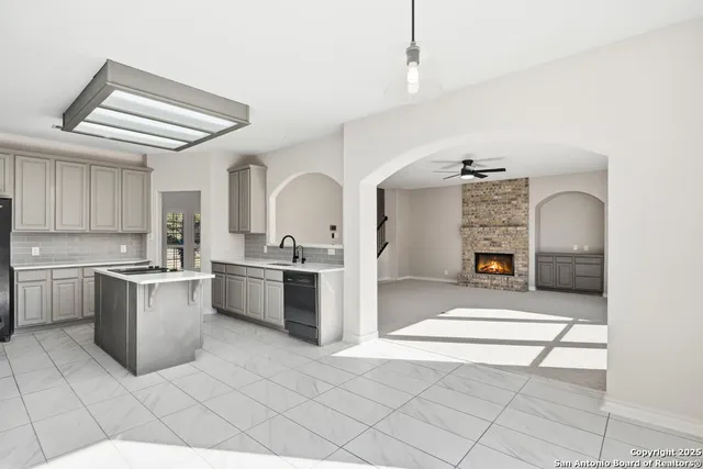 $729,777 | 9618 Rosemont Way, Helotes, TX 78023