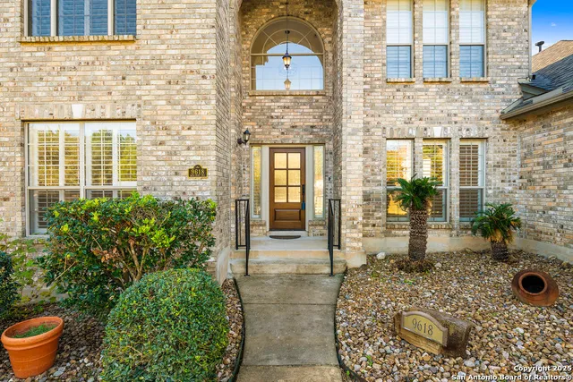 $729,777 | 9618 Rosemont Way, Helotes, TX 78023