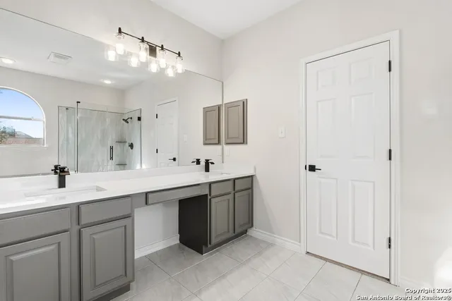 $729,777 | 9618 Rosemont Way, Helotes, TX 78023