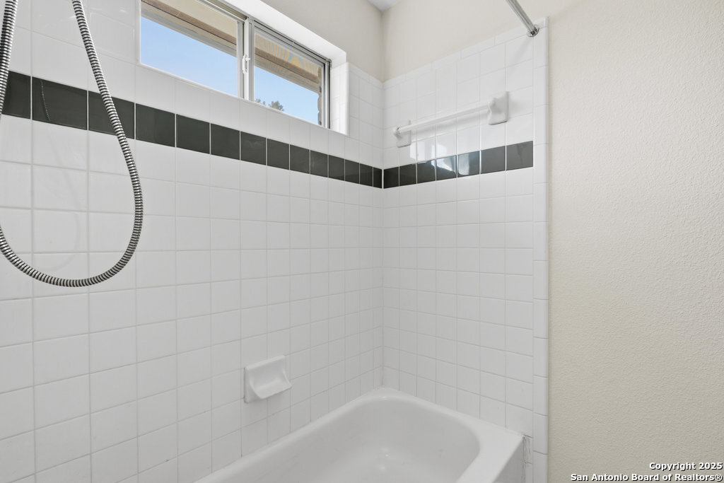 9618 Rosemont Way Helotes, TX 78023 - Photo 42 of 59