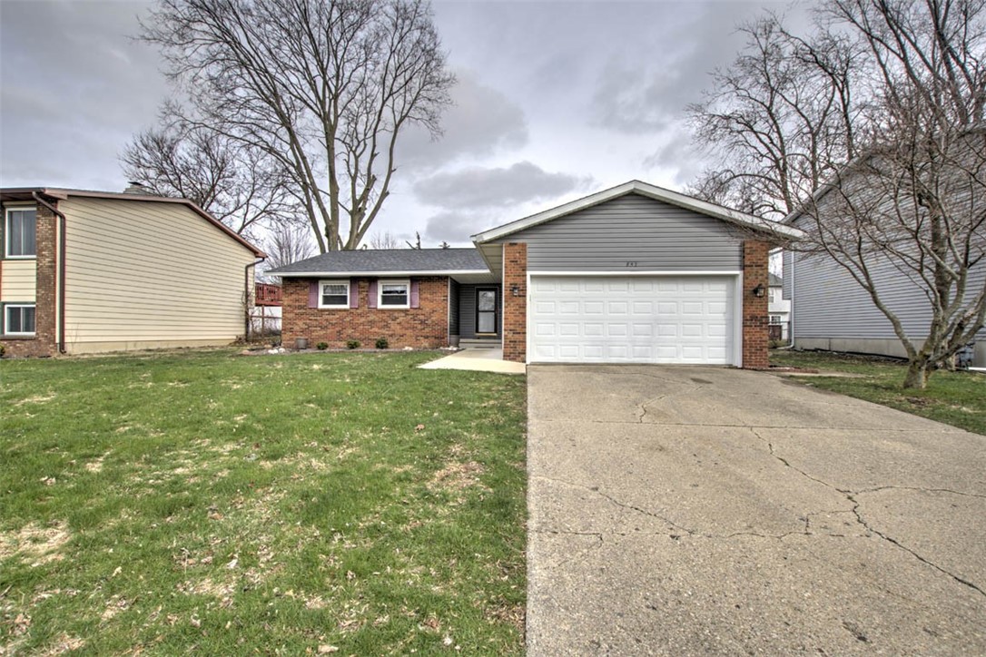 852 Jefferson Drive Decatur, IL 62521 - Photo 1 of 29 Gallery Image 1