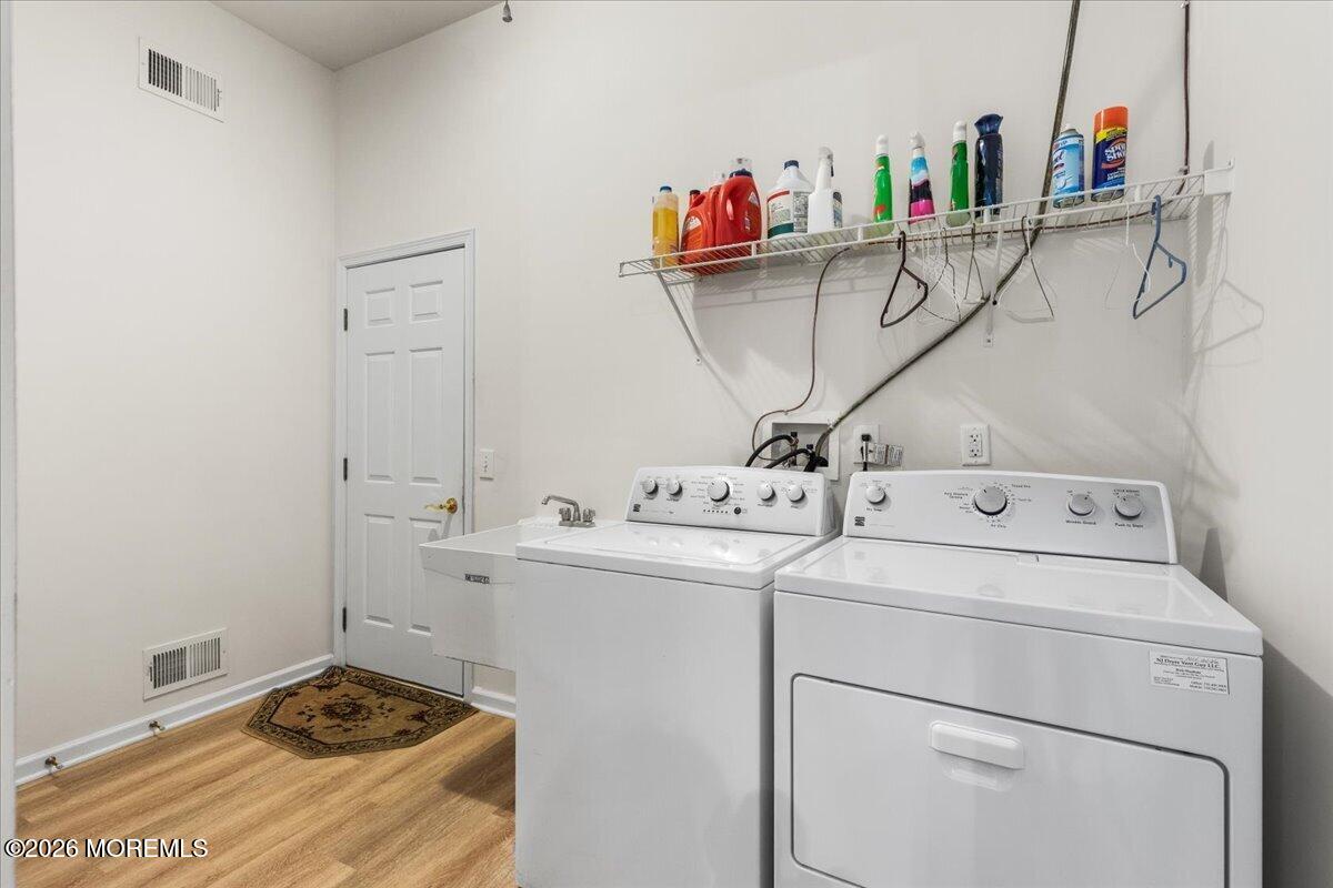 4 Barton Creek Road Jackson, NJ 08527 - Photo 22 of 42 24-Laundry