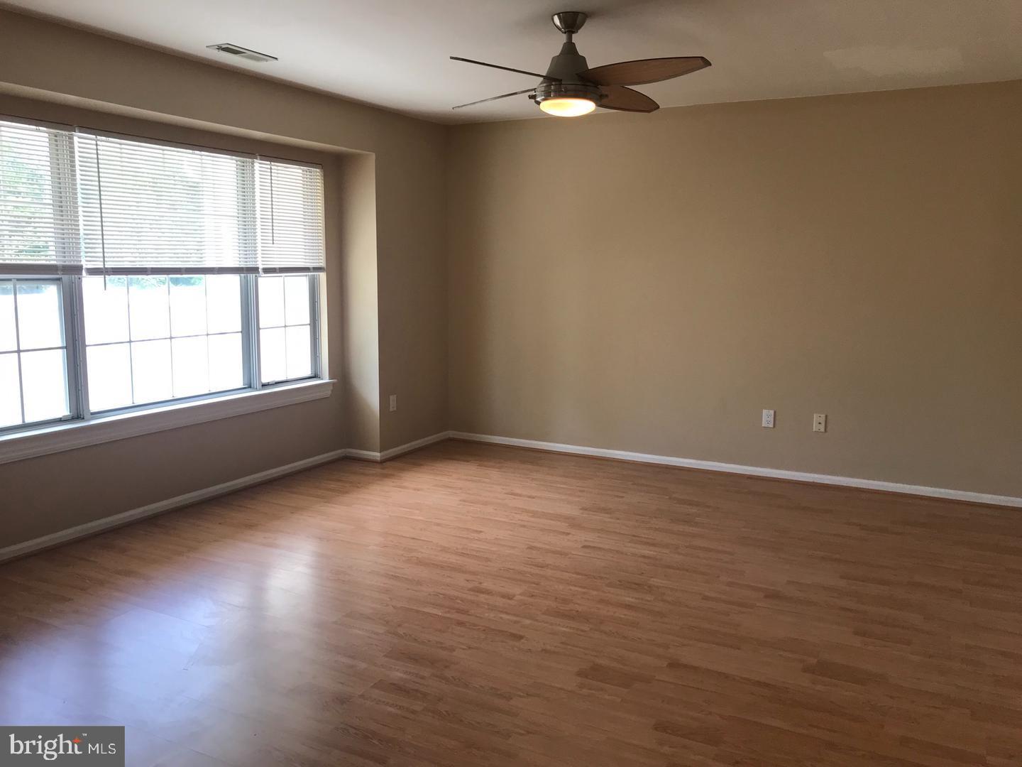 107 Wharton Road Mount Laurel, NJ 08054 - Photo 4 of 13 Bright and airy living space