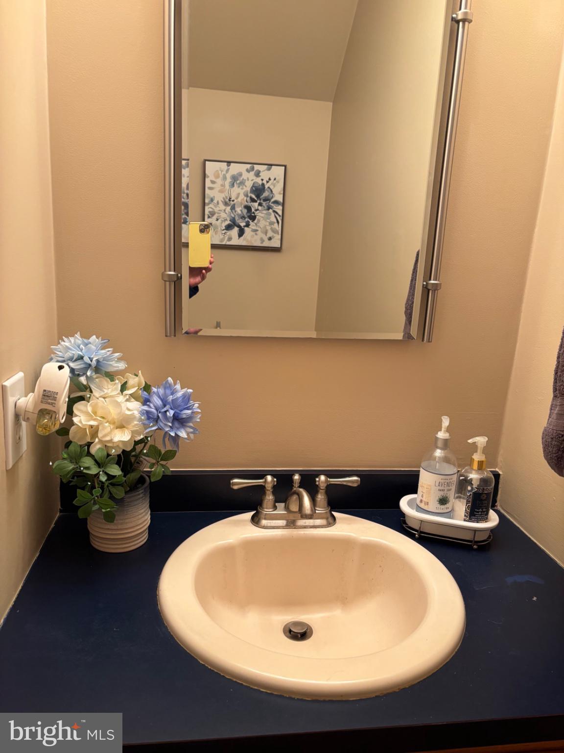 107 Wharton Road Mount Laurel, NJ 08054 - Photo 7 of 13 First floor powder room