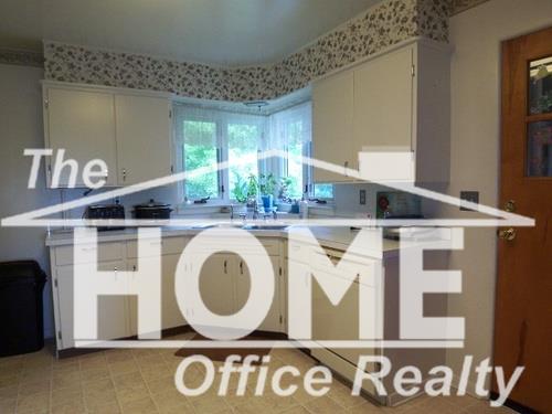 2220 North Chipman Road Owosso, MI 48867 - Photo 9 of 13