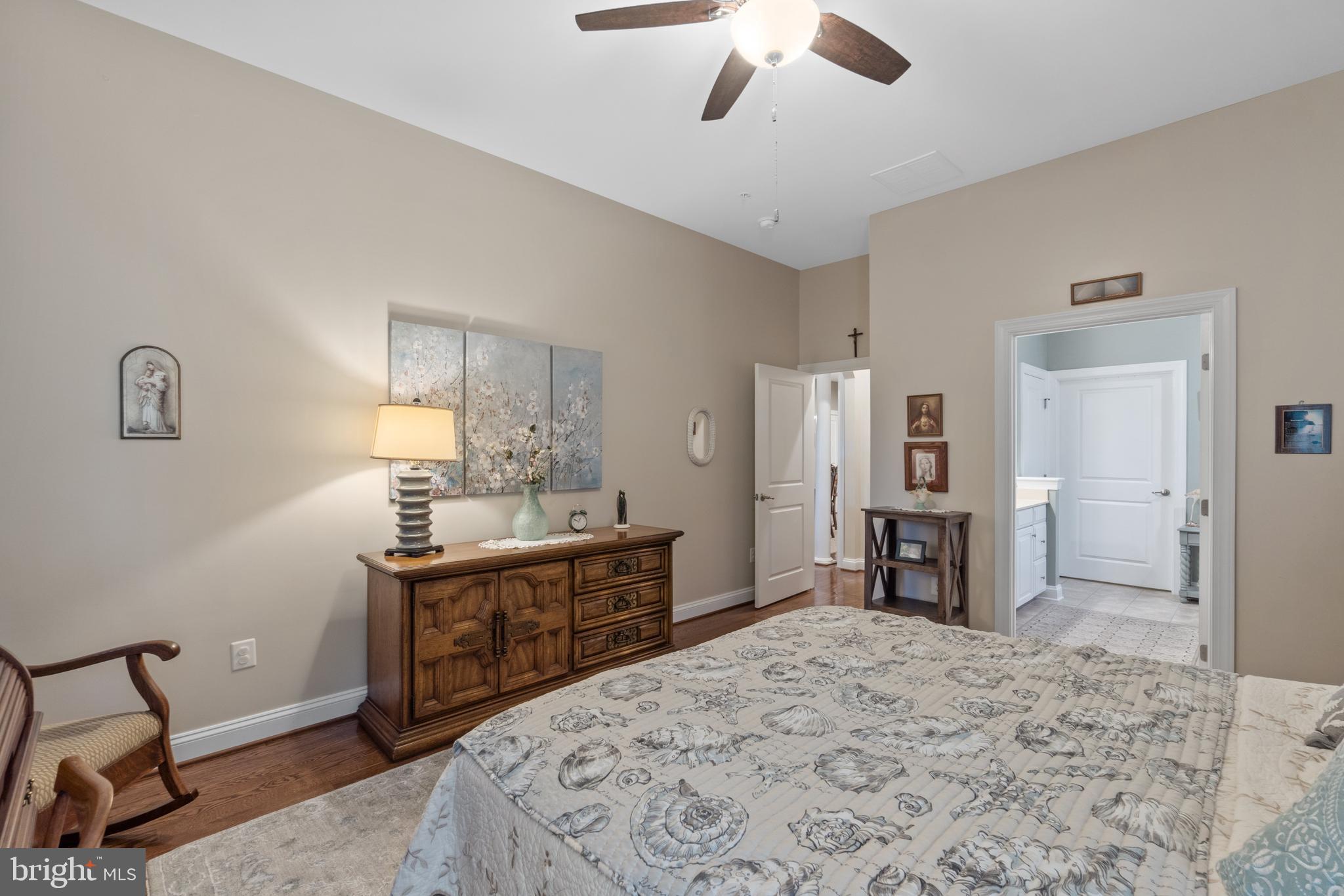 6947 Summit Circle Baltimore, MD 21239 - Photo 13 of 33 Primary Bedroom