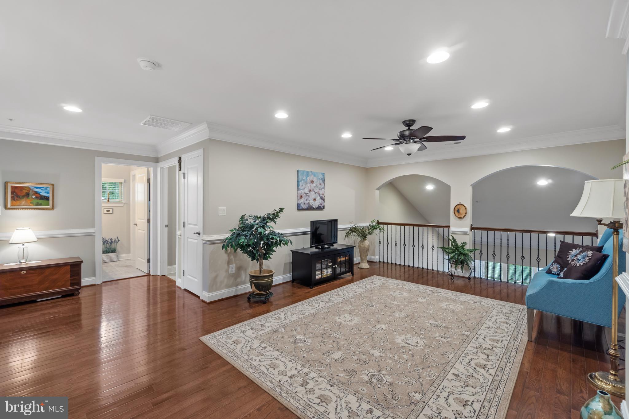 6947 Summit Circle Baltimore, MD 21239 - Photo 23 of 33 Loft