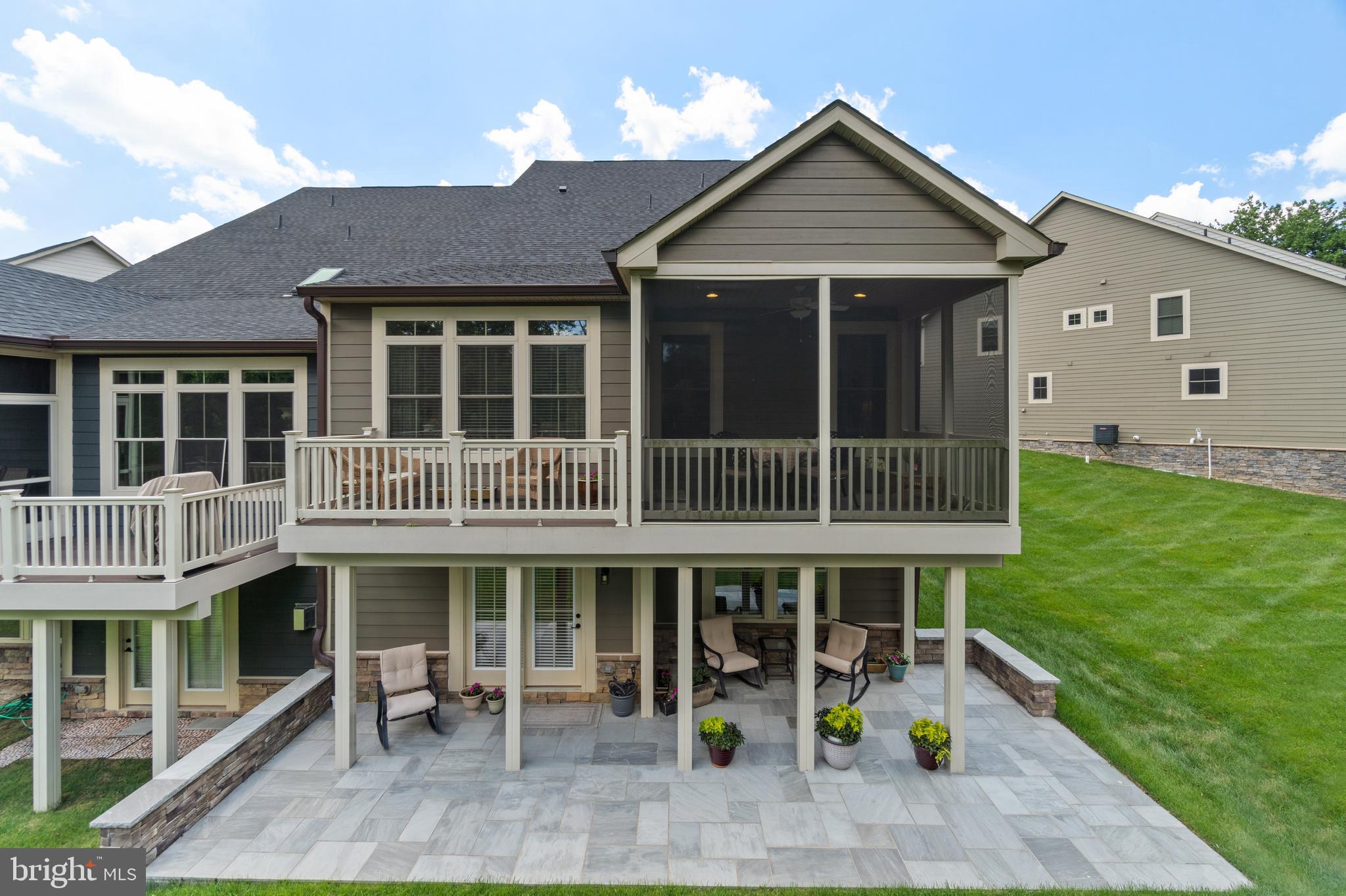 6947 Summit Circle Baltimore, MD 21239 - Photo 32 of 33 Exterior