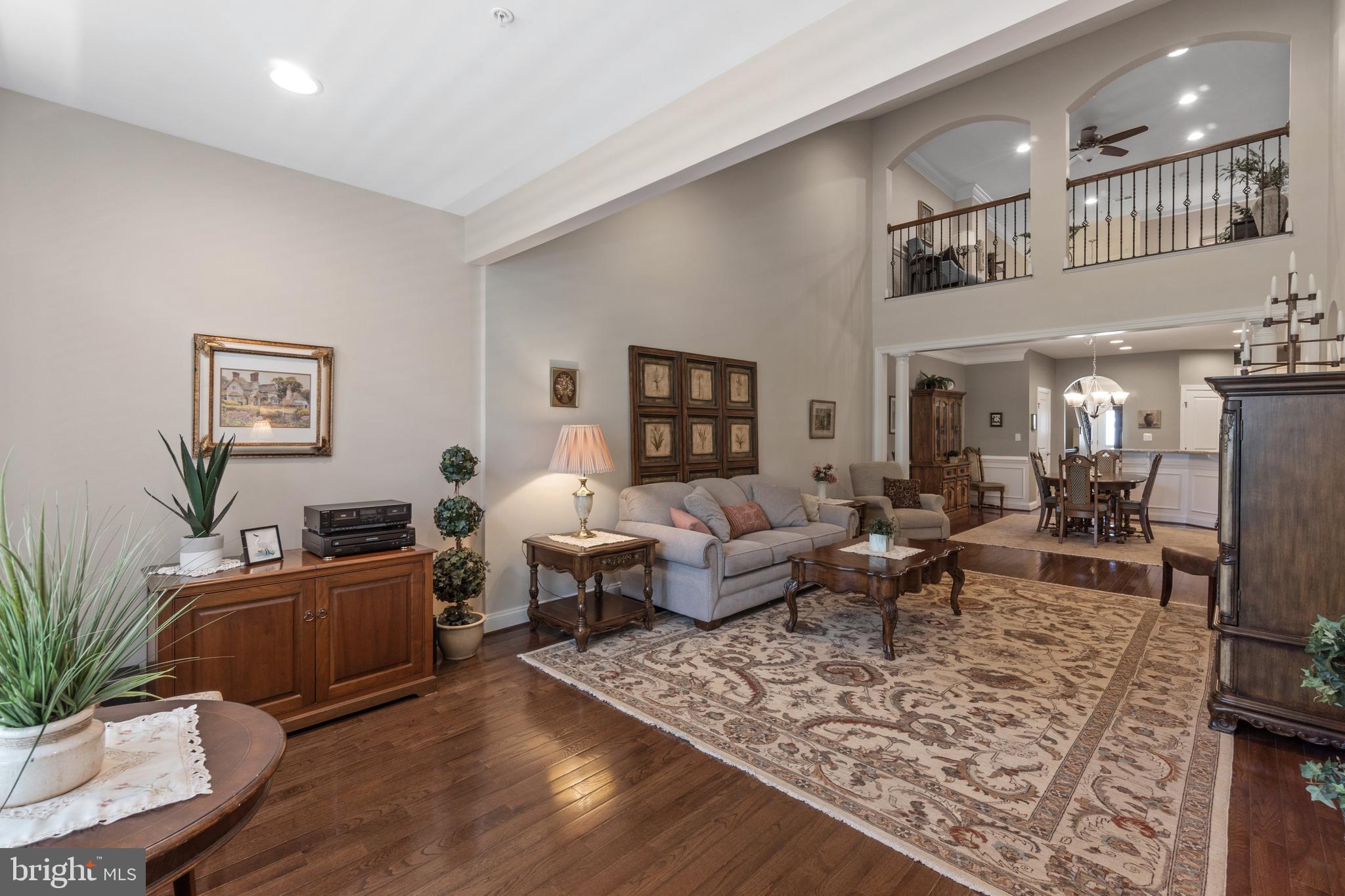 6947 Summit Circle Baltimore, MD 21239 - Photo 5 of 33 Family Room