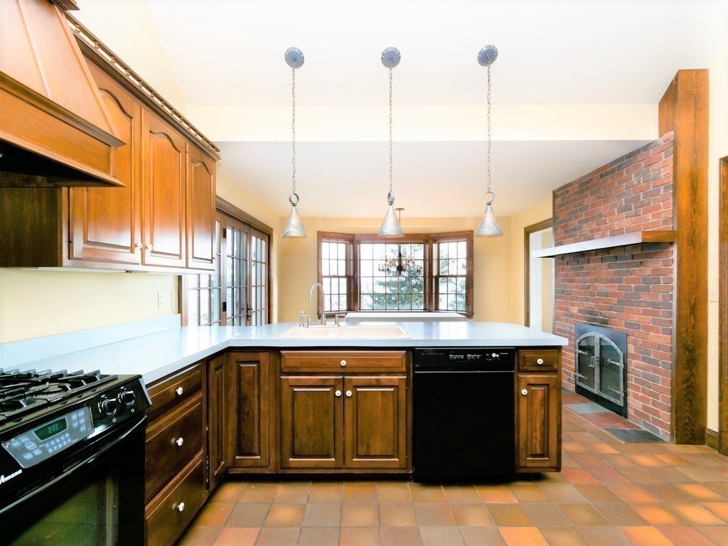 35 Crabtree Road Quincy, MA 02171 - Photo 15 of 41