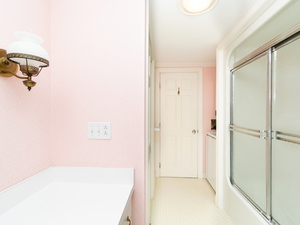 35 Crabtree Road Quincy, MA 02171 - Photo 27 of 41