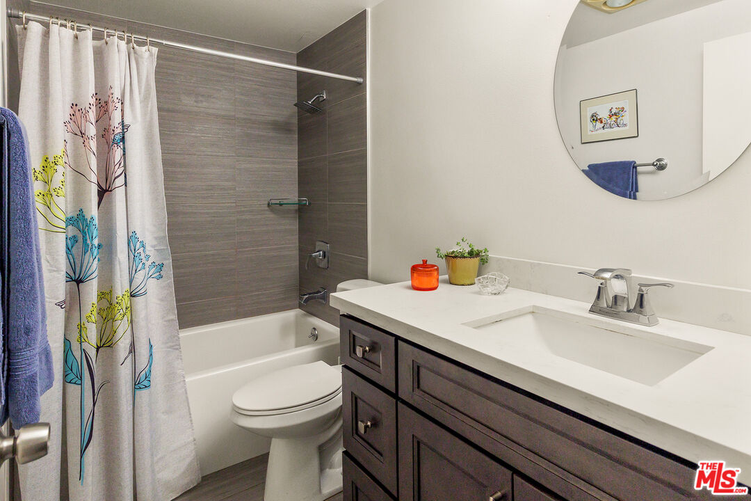 1401 Valley View Road, Unit 126 Glendale, CA 91202 - Photo 15 of 29 Gallery Image 15