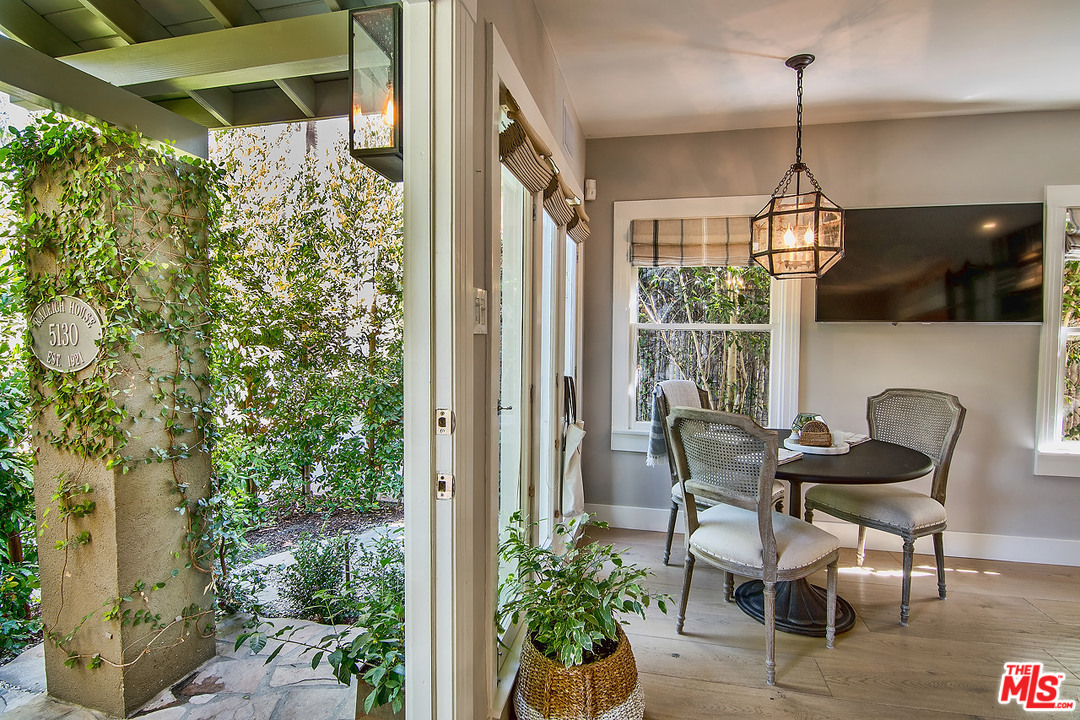5130 Raleigh Street Los Angeles, CA 90004 - Photo 5 of 26 Gallery Image 5