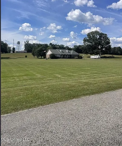 $265,000 | 327 Maple Street, Walnut Grove, MS 39189