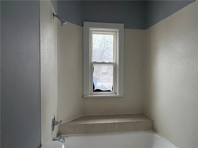 $198,000 | 330 North Cherry Street, Olathe, KS 66061