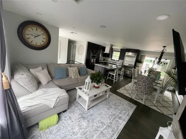 $3,200 | 83 Whiting Street, Cranston, RI 02920