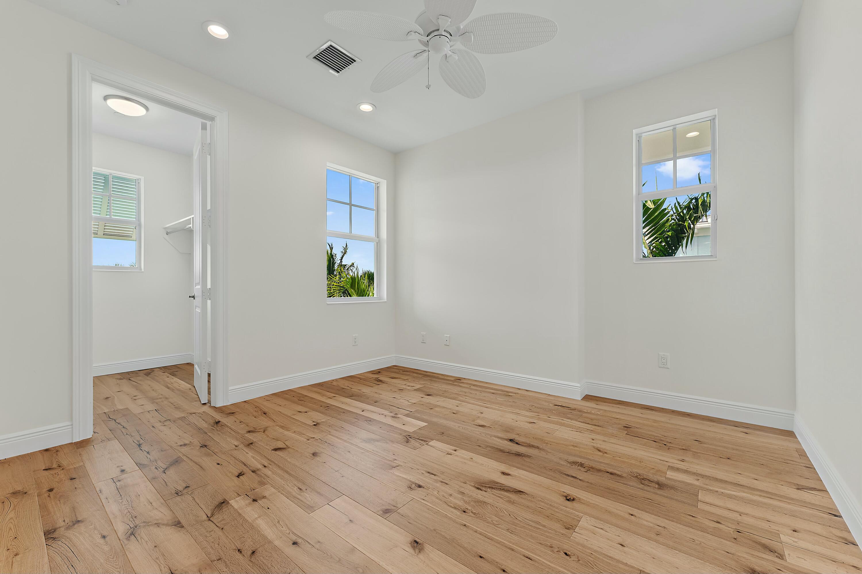 310 Inlet Waters Circle Jupiter, FL 33477 - Photo 14 of 32 30