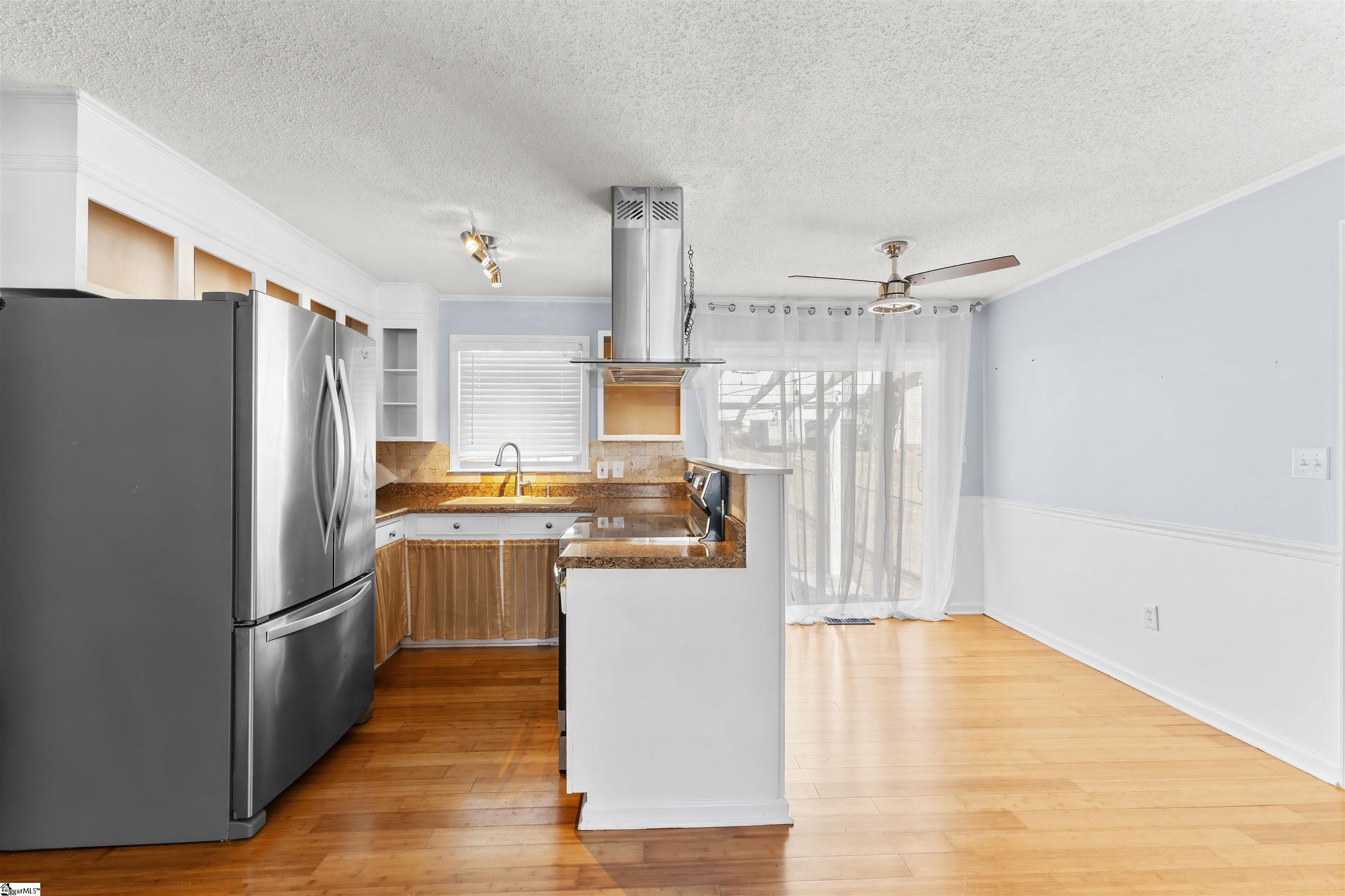 5 Stevenson Road Taylors, SC 29687 - Photo 6 of 27 Gallery Image 6