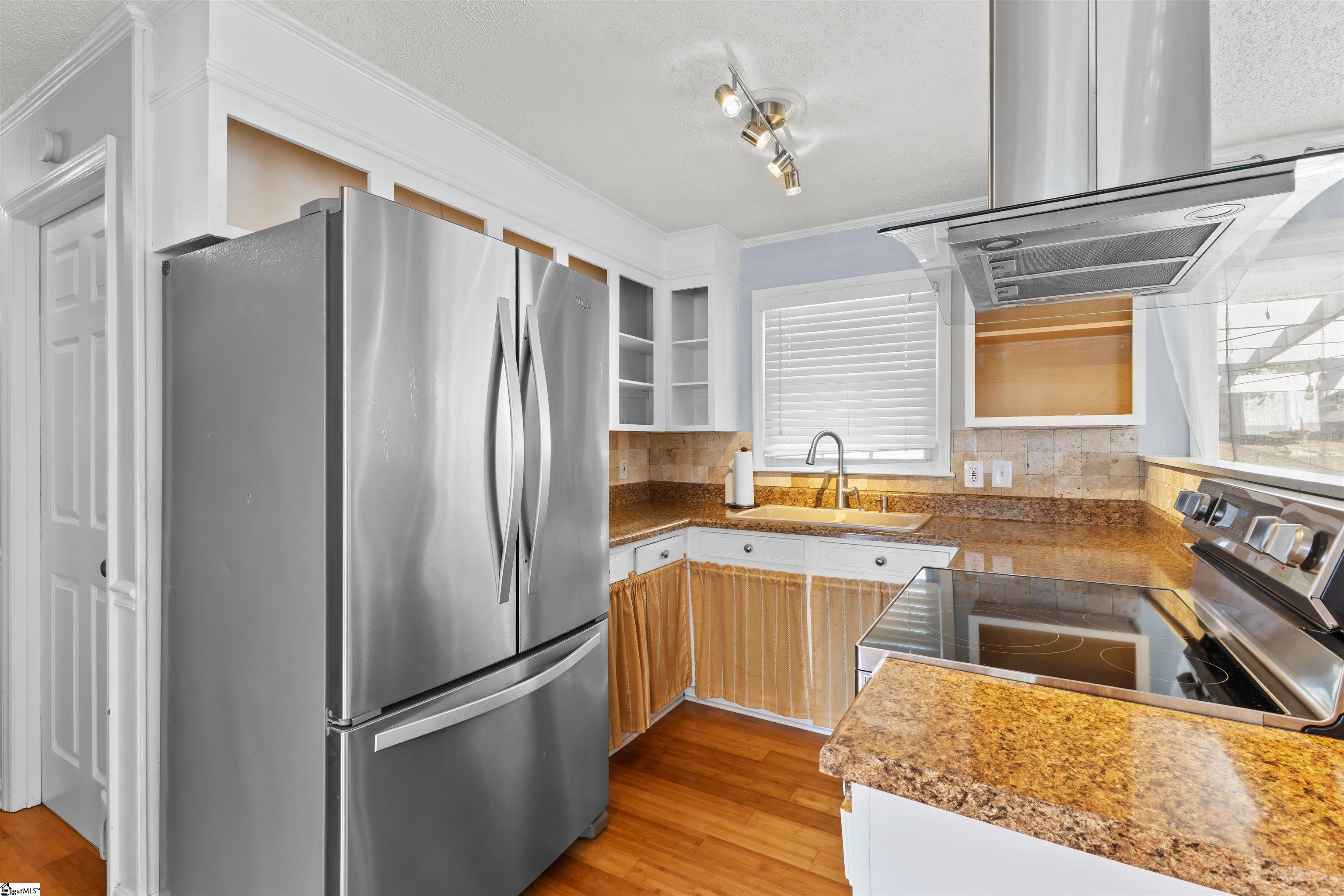 5 Stevenson Road Taylors, SC 29687 - Photo 9 of 27 Gallery Image 9