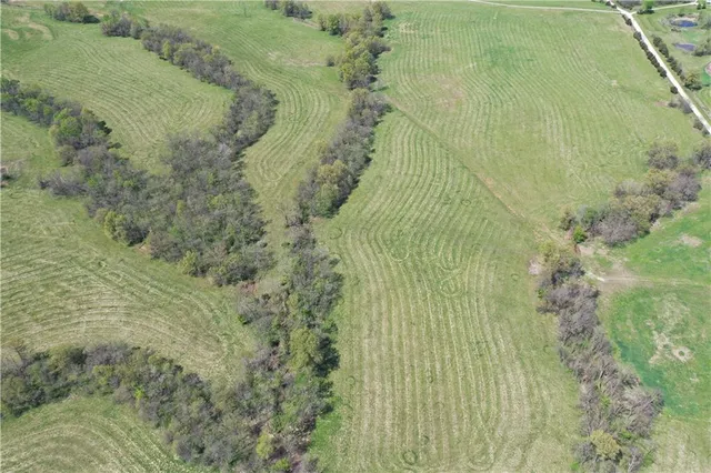 $1,900,000 | Hwy Z Highway, Huntsville, MO 65259
