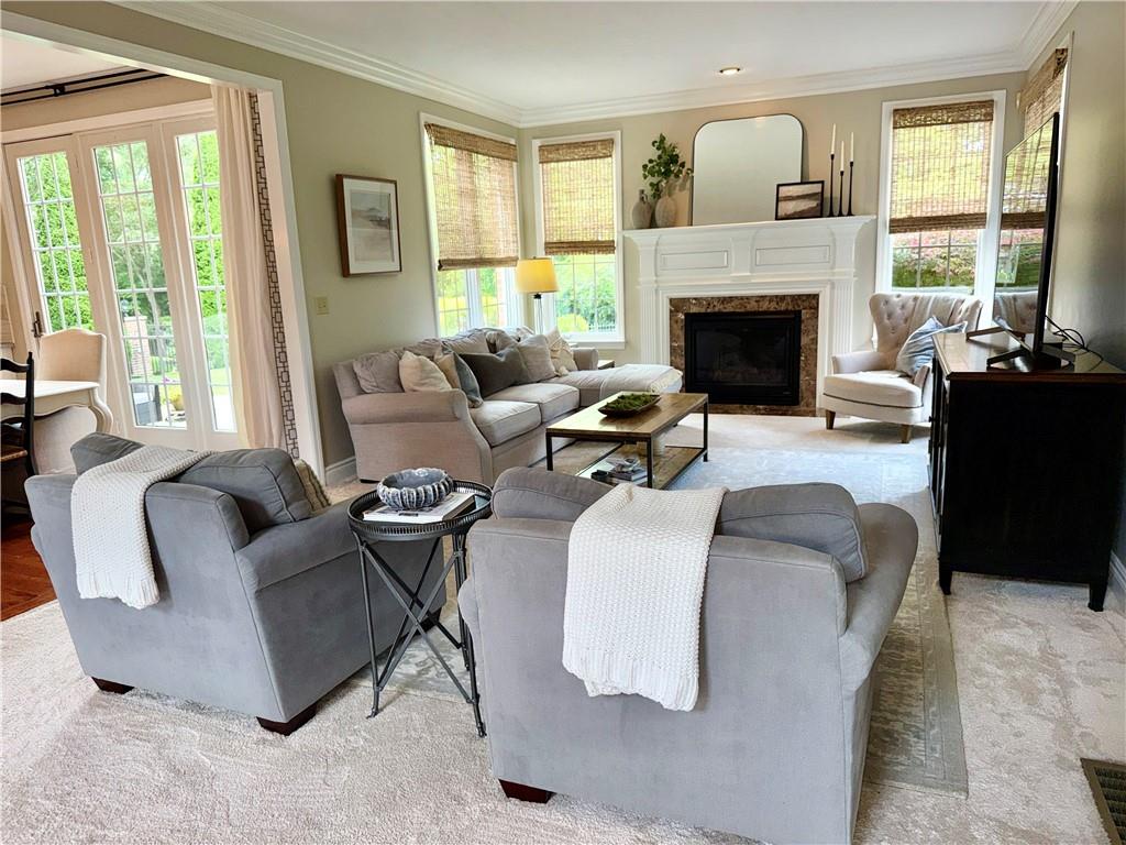 1817 Constitution Boulevard Valencia, PA 16059 - Photo 6 of 50