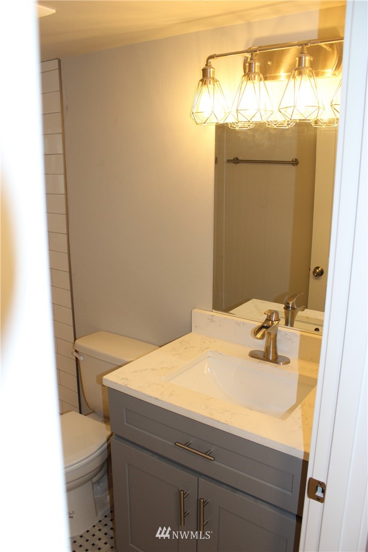 8826 James Road Southwest Rochester, WA 98579 - Photo 13 of 24