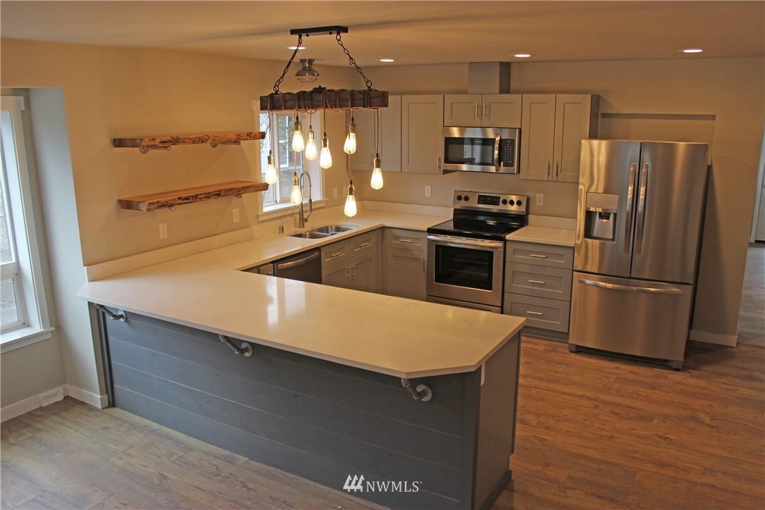 8826 James Road Southwest Rochester, WA 98579 - Photo 4 of 24