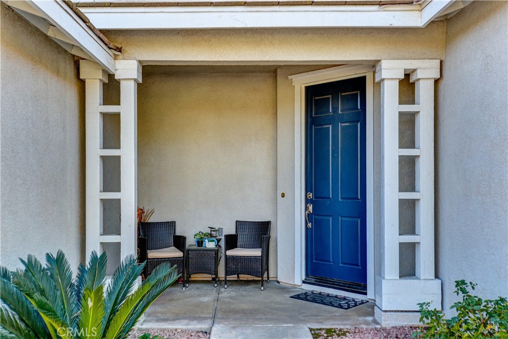 4280 Riverfield Court Riverside, CA 92505 - Photo 3 of 36