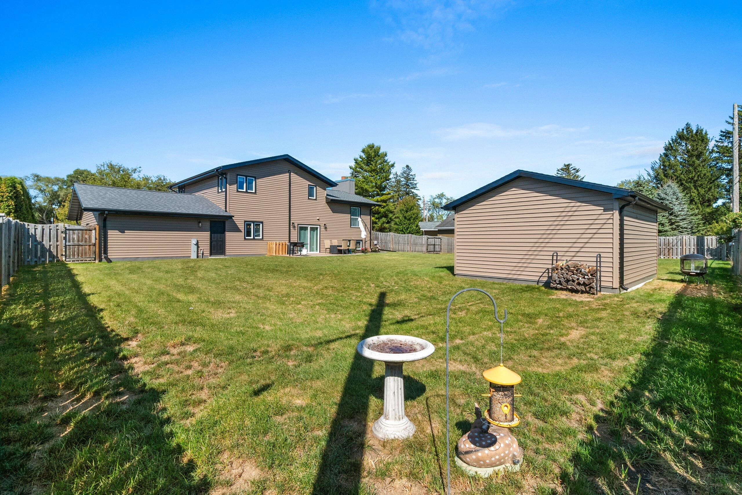 2811 39th Street Two Rivers, WI 54241 - Photo 37 of 51 008-281139thStreet-TwoRivers-WI-54241-SM
