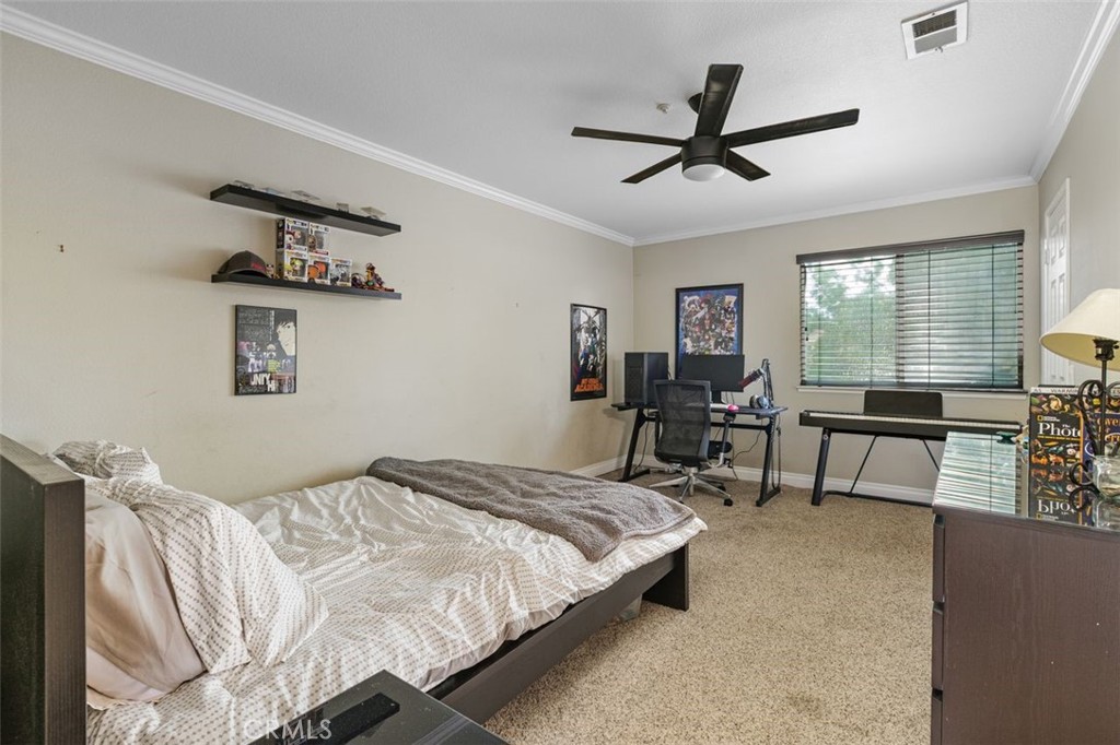 7038 Harvest Lane Riverside, CA 92506 - Photo 31 of 56 Upstairs guest bedroom