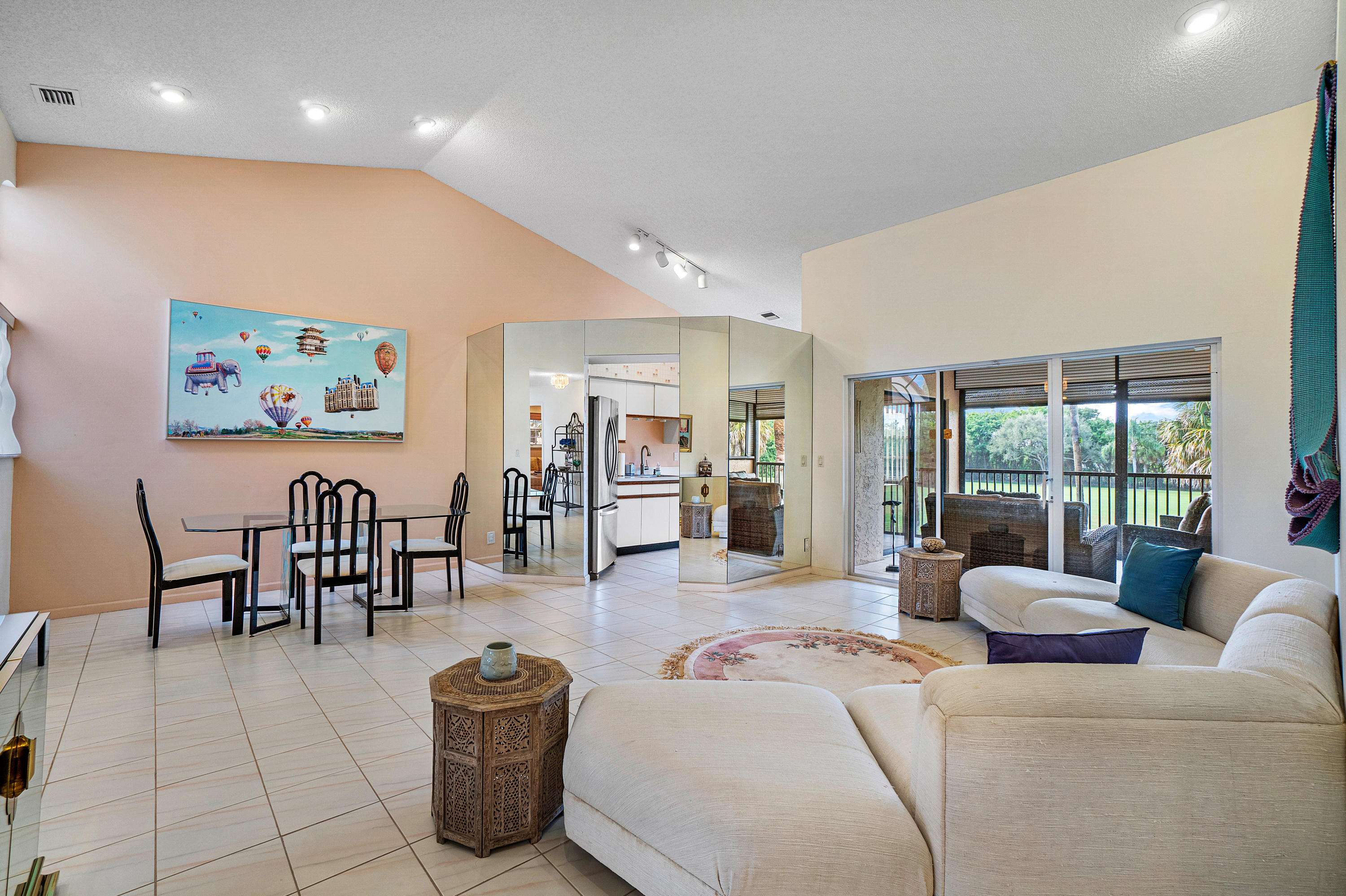 17348 Boca Club Boulevard, Unit 607 Boca Raton, FL 33487 - Photo 8 of 16 014-17348BocaClubBlvd-BocaRaton-FL-dinin