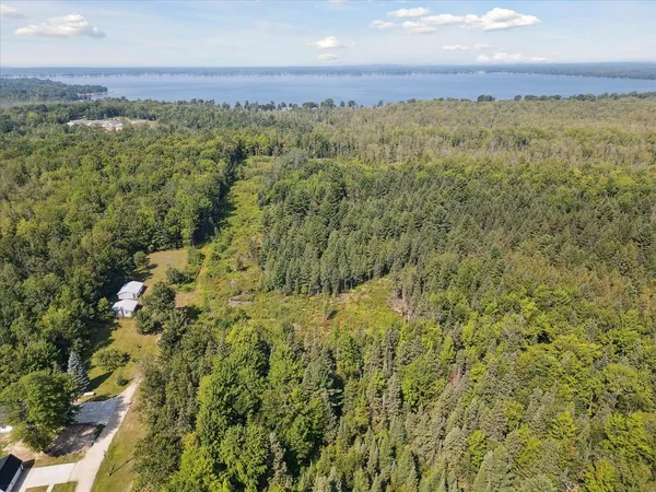 $120,000 | V/l North Town Line Road, Houghton Lake, MI 48629