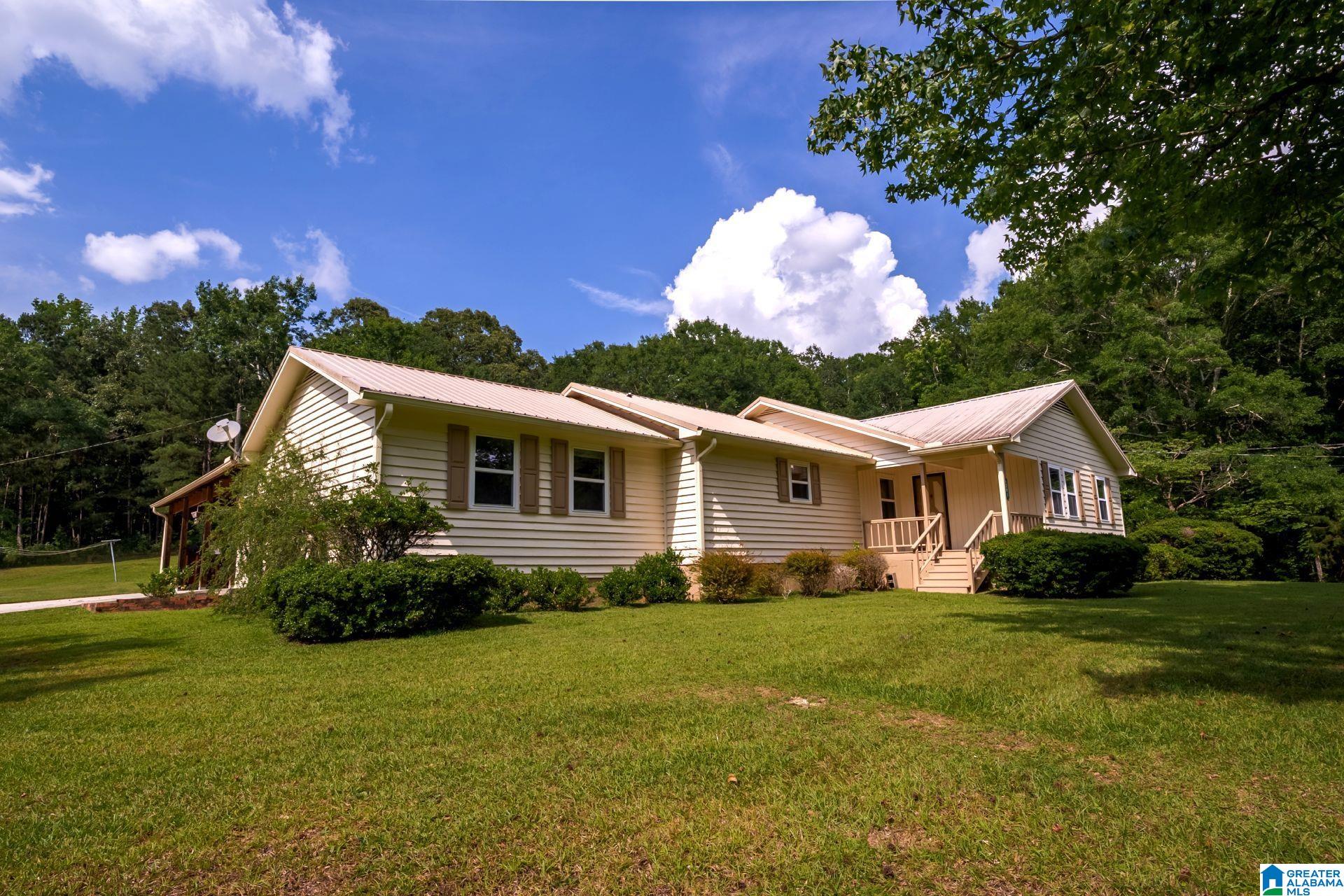 1281 Blakes Ferry Road Lineville, AL 36266 - Photo 2 of 32