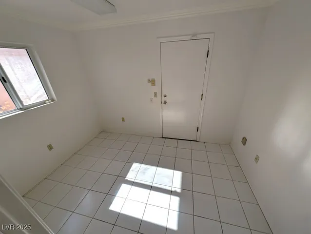 $2,050 | 2504 Sunup Drive, Las Vegas, NV 89134