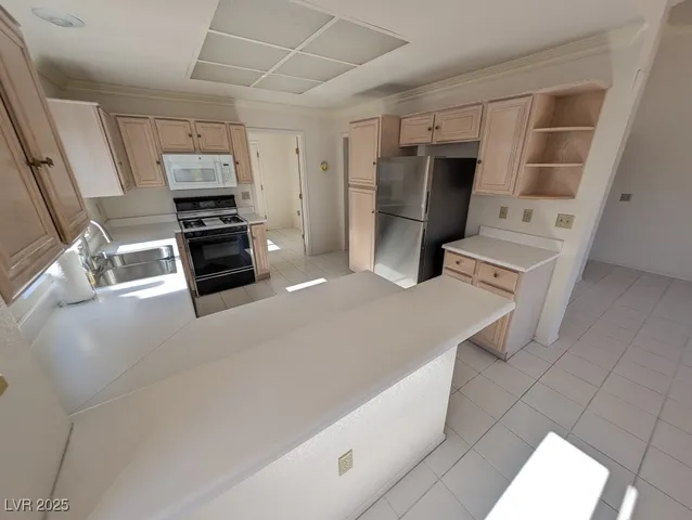 $2,050 | 2504 Sunup Drive, Las Vegas, NV 89134