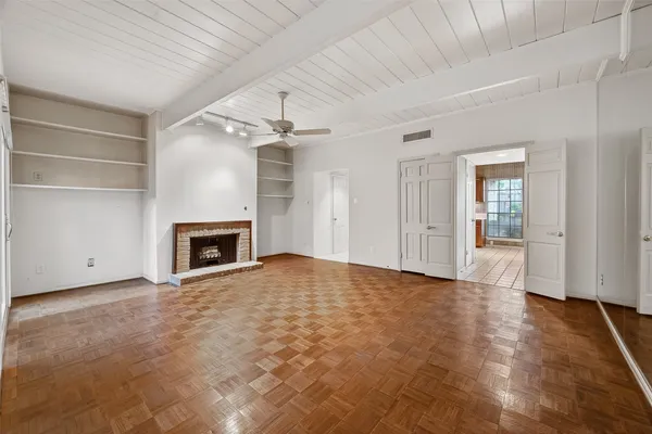 $2,500 | 5338 Brownway Street, Unit B19, Houston, TX 77056