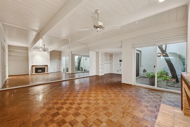 $2,500 | 5338 Brownway Street, Unit B19, Houston, TX 77056