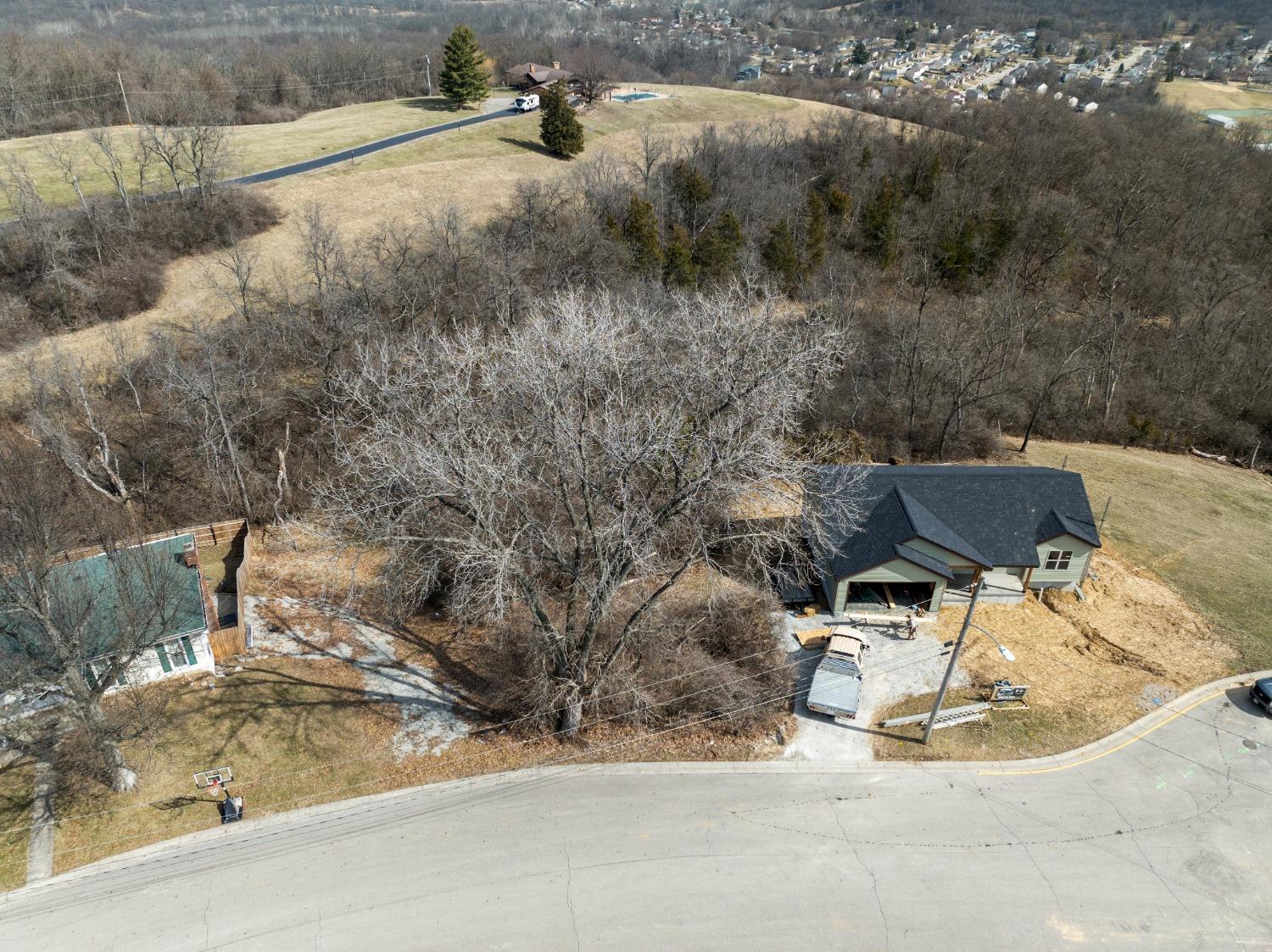 951 Primrose Street Lawrenceburg, IN 47025 - Photo 3 of 9