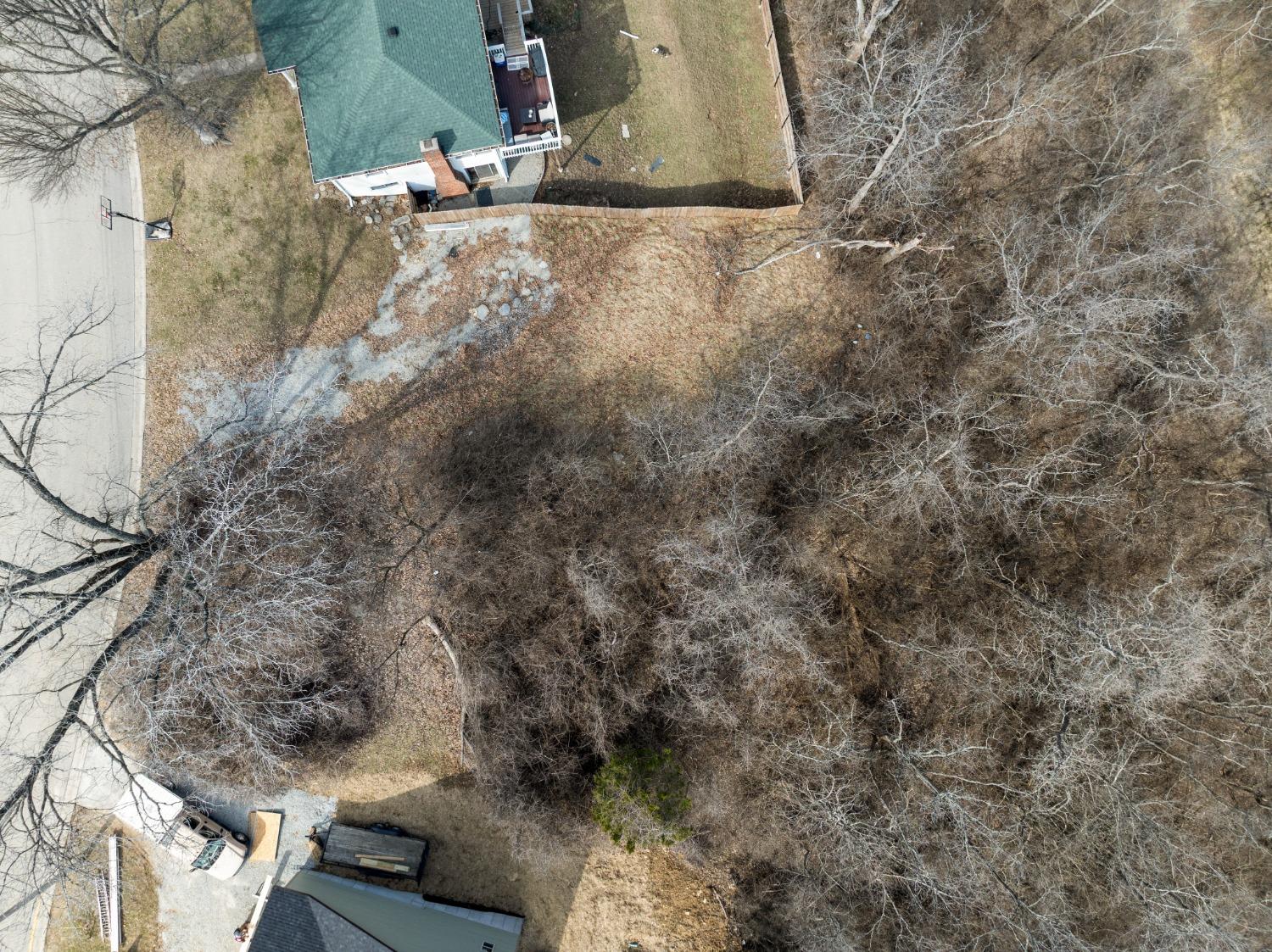 951 Primrose Street Lawrenceburg, IN 47025 - Photo 7 of 9