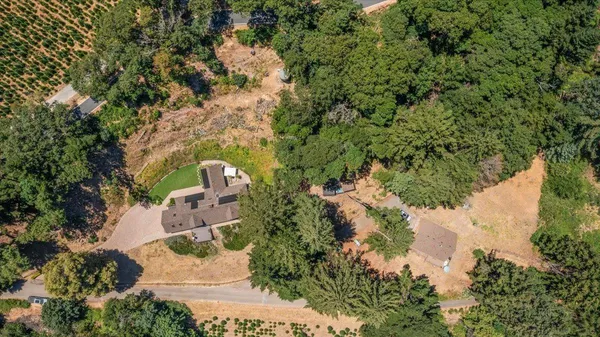 $3,149,000 | 19960 Skyline Boulevard, Los Gatos, CA 95033