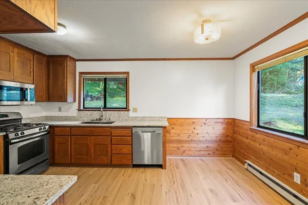 $3,149,000 | 19960 Skyline Boulevard, Los Gatos, CA 95033
