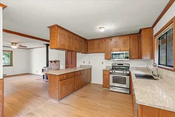 $3,149,000 | 19960 Skyline Boulevard, Los Gatos, CA 95033