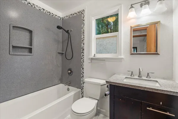 $3,149,000 | 19960 Skyline Boulevard, Los Gatos, CA 95033
