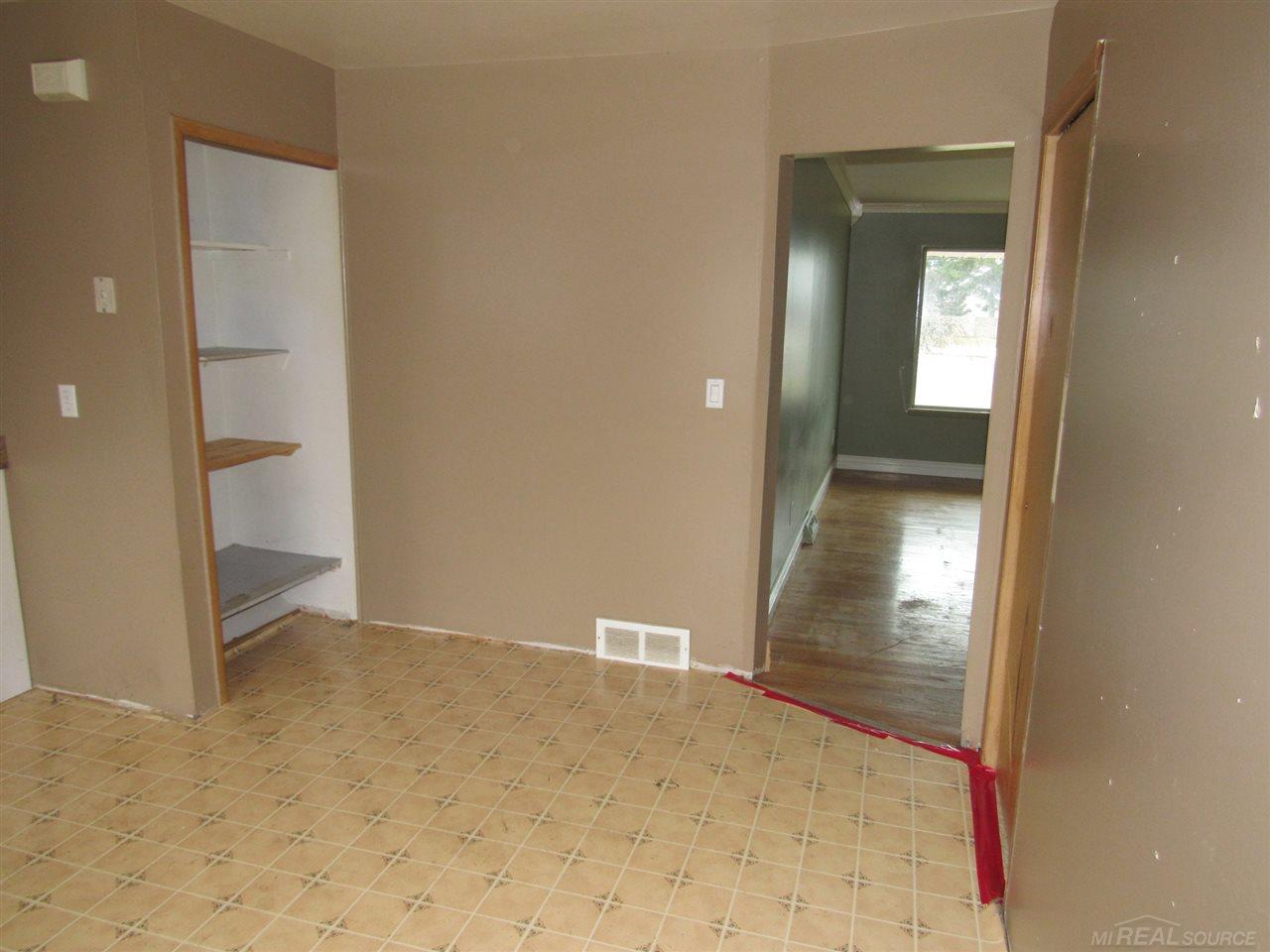 4389 East 12 Mile Road Warren, MI 48092 - Photo 16 of 35