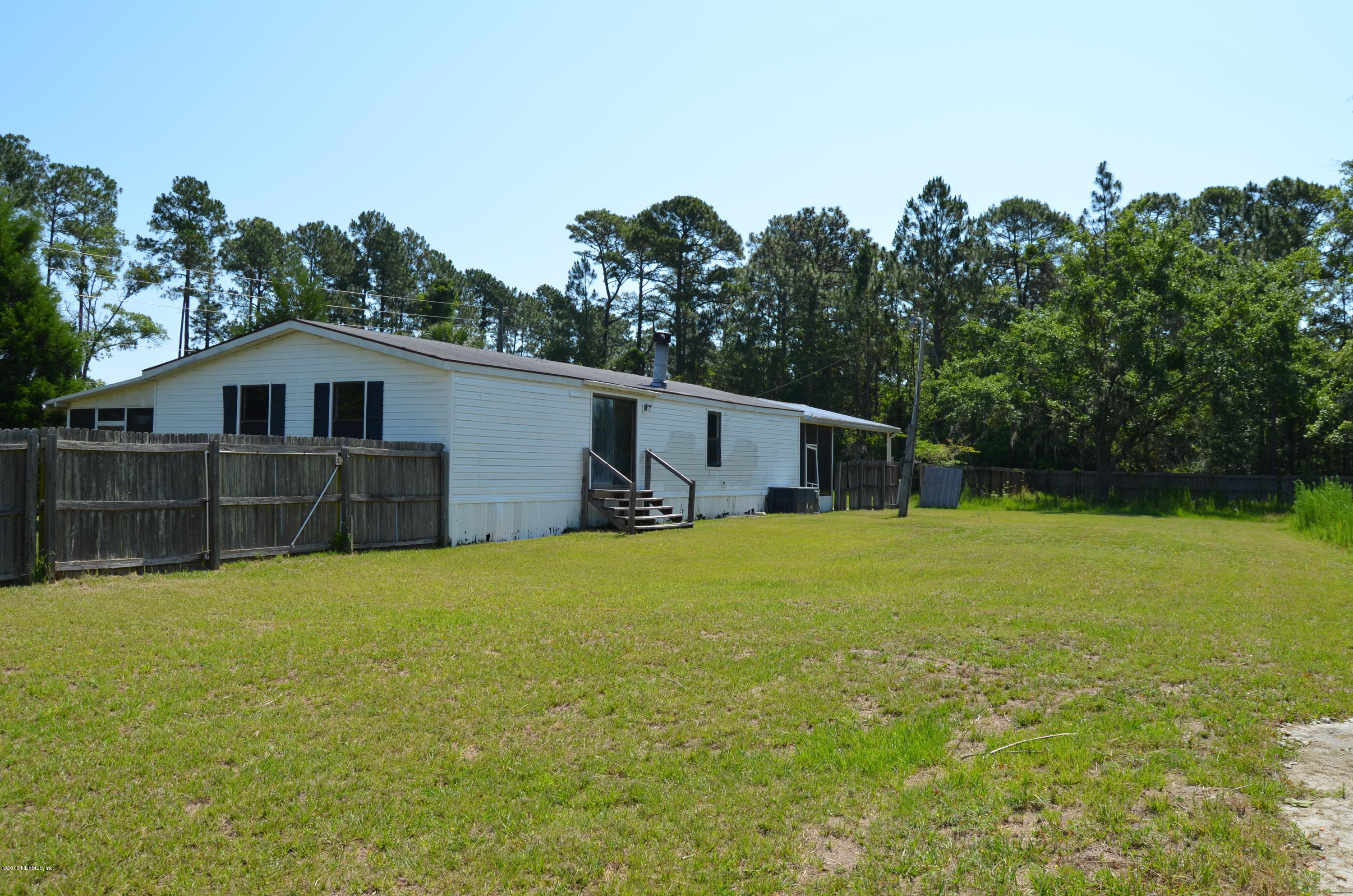 3454 Starratt Road Jacksonville, FL 32226 - Photo 3 of 15 DSC_0035